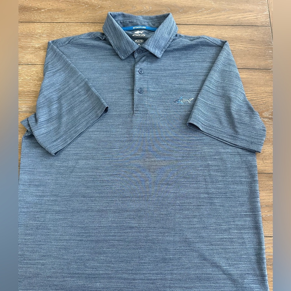 Greg Norman Attack Life Polo Size M Gently Worn - Picture 2 of 4